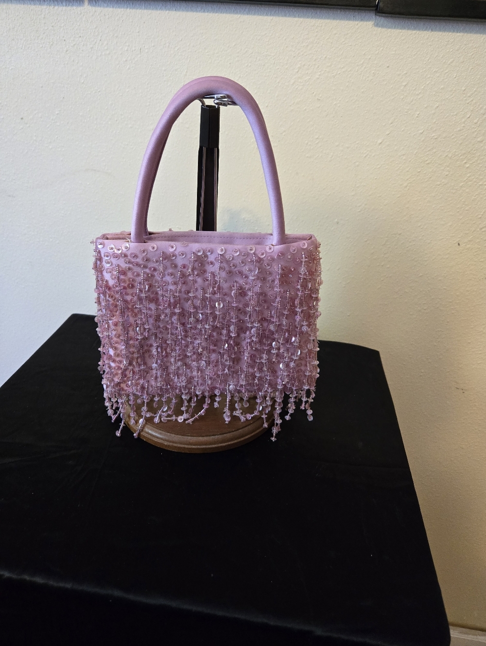 Nicole Miller Collection Pink Beaded Sequin Purse Pre owned